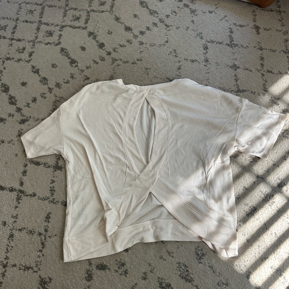 Top - Picture 2 of 2